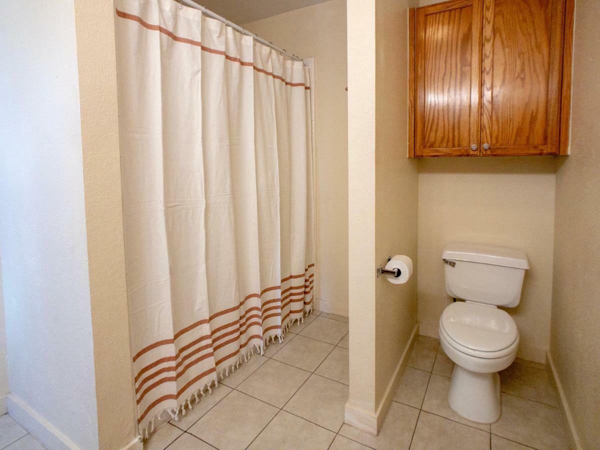Schmitz Bed & Breakfast Нью Браунфелс Экстерьер фото